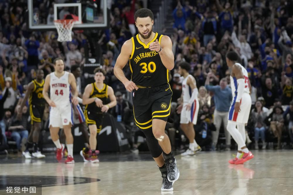 我们拭目以 我们拭目以