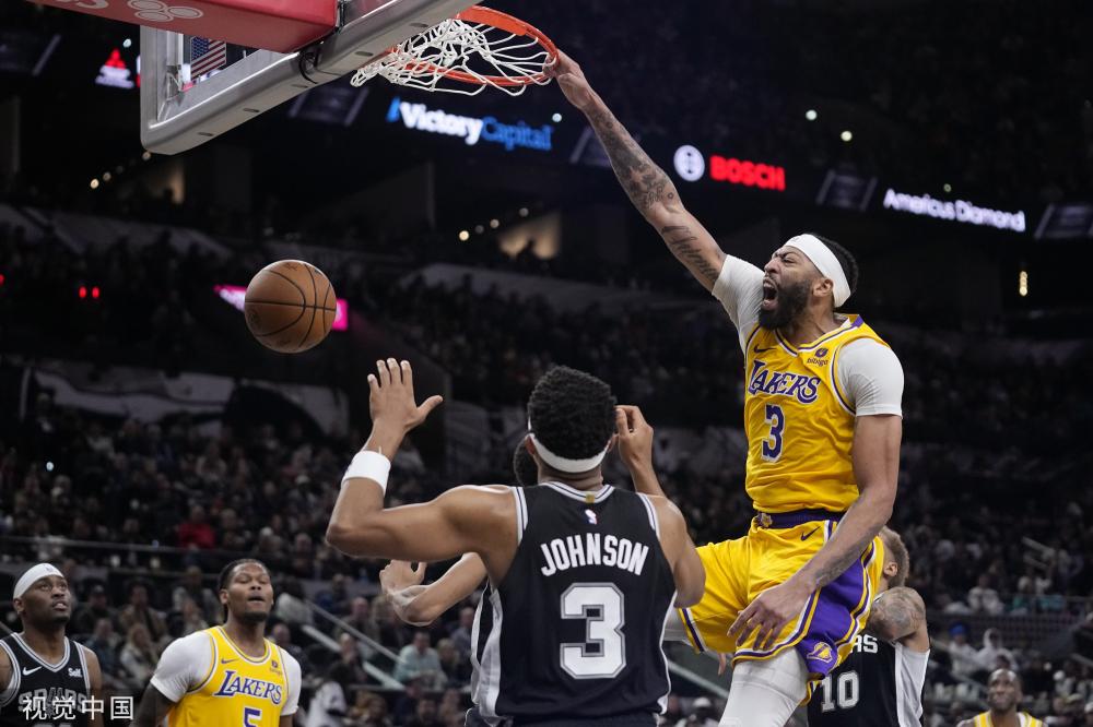 中拔得头筹 中拔得头筹